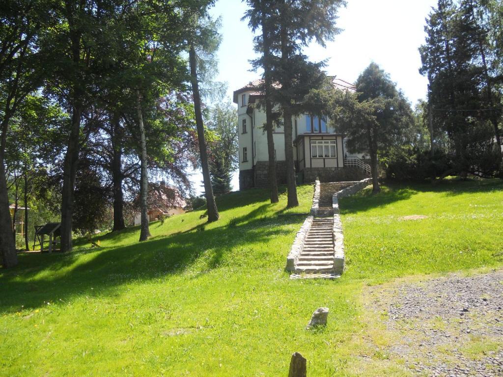 Pensjonat Mimoza Swieradow-Zdroj Exterior photo